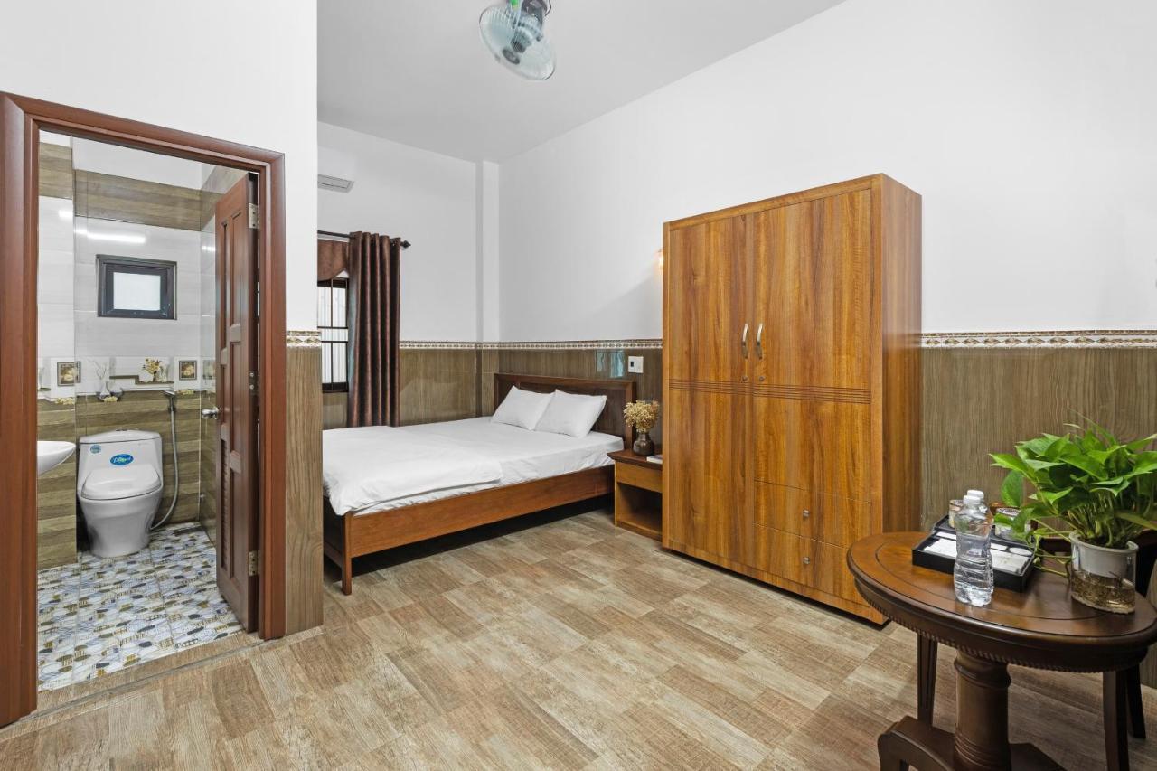 Moc Nhien Hotel Da Nang Exterior photo