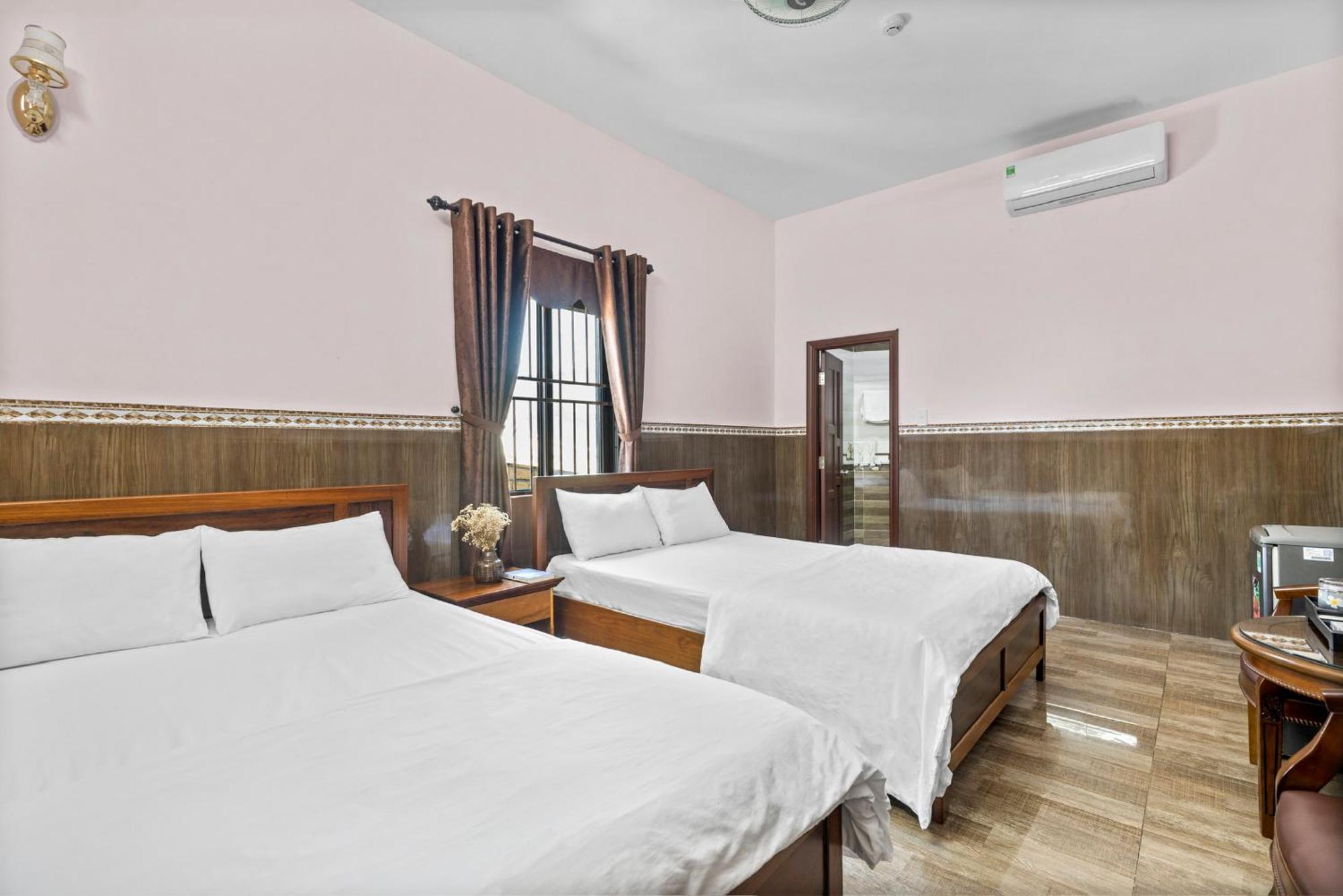 Moc Nhien Hotel Da Nang Exterior photo