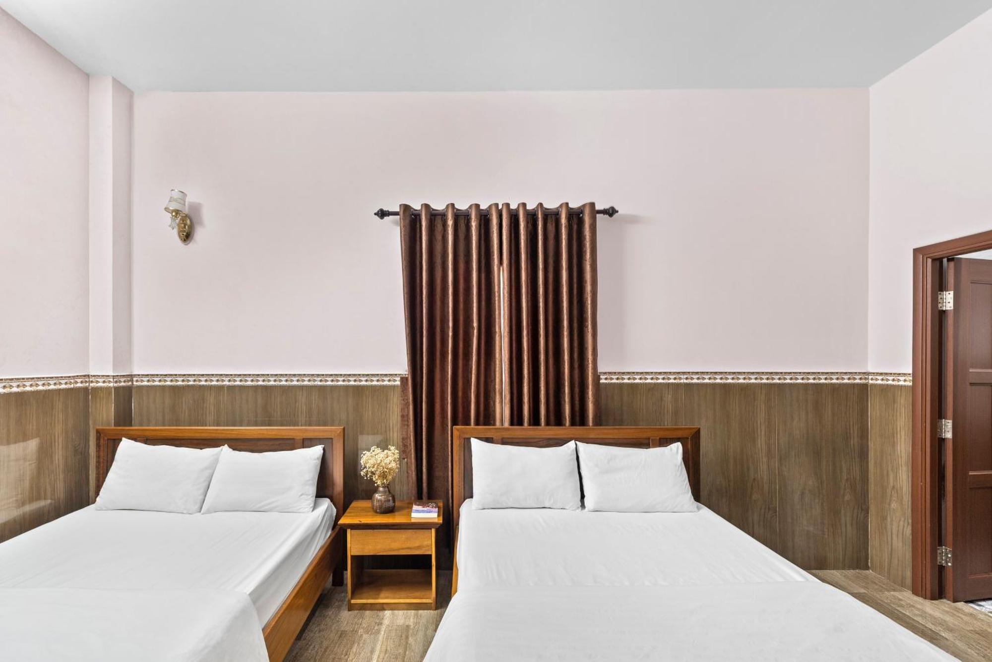 Moc Nhien Hotel Da Nang Exterior photo